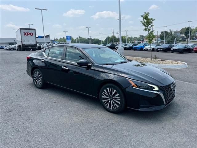 2023 Nissan Altima 2.5 SV - Photo 10