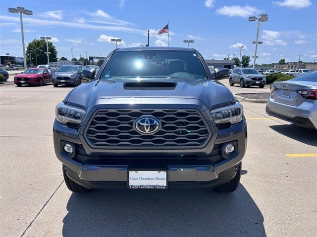 2021 Toyota Tacoma TRD Sport - Photo 10