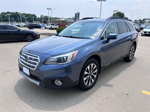2017 Subaru Outback 3.6R Limited - Photo 10