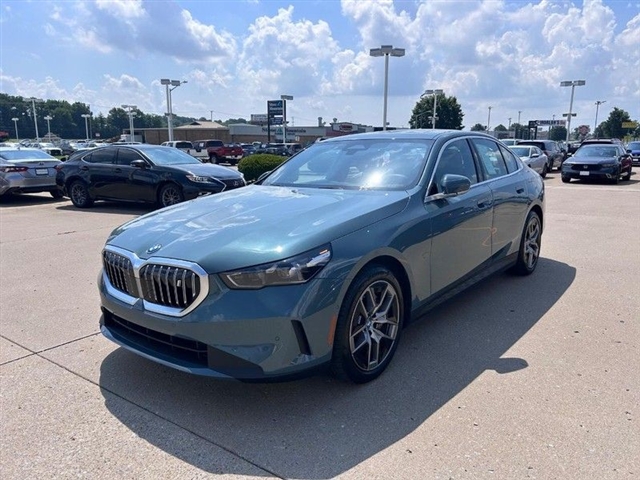 2024 BMW i5 eDrive40 - Photo 10