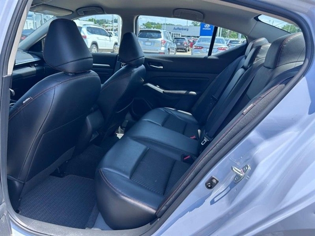 2023 Nissan Altima 2.5 SR - Photo 11