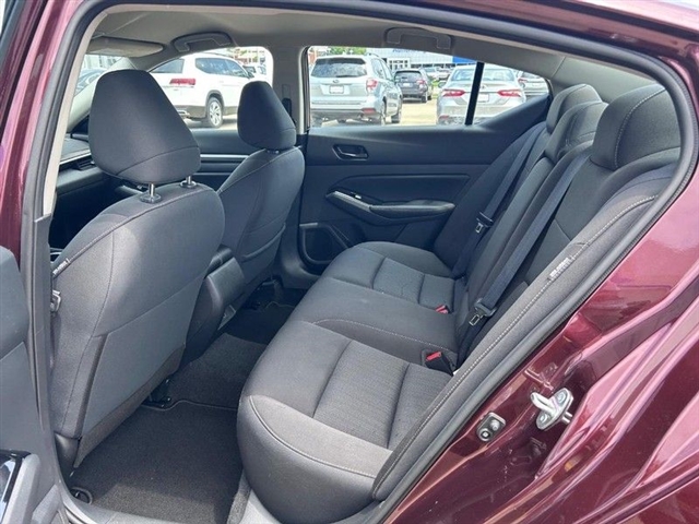 2023 Nissan Altima 2.5 SV - Photo 11
