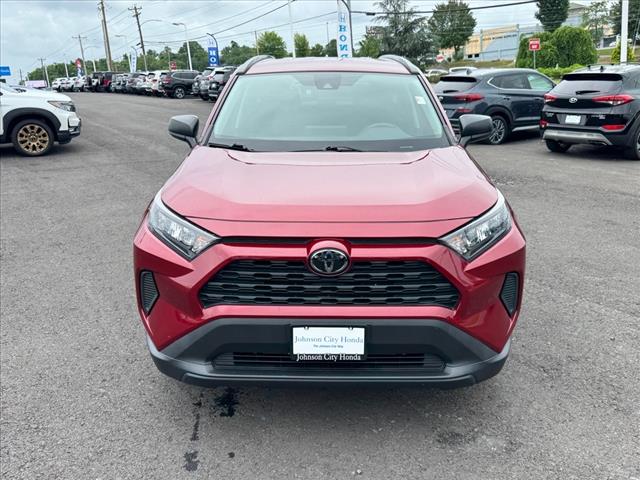 2020 Toyota RAV4 LE - Photo 11