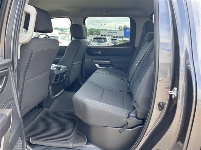 2022 Toyota Tundra SR5 - Photo 11