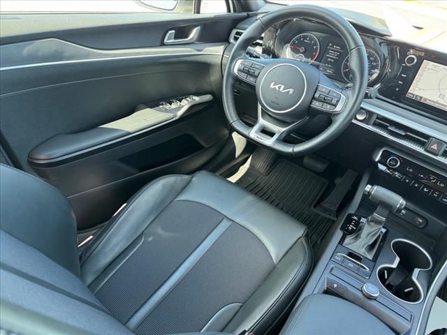 2023 Kia K5 GT-Line - Photo 11