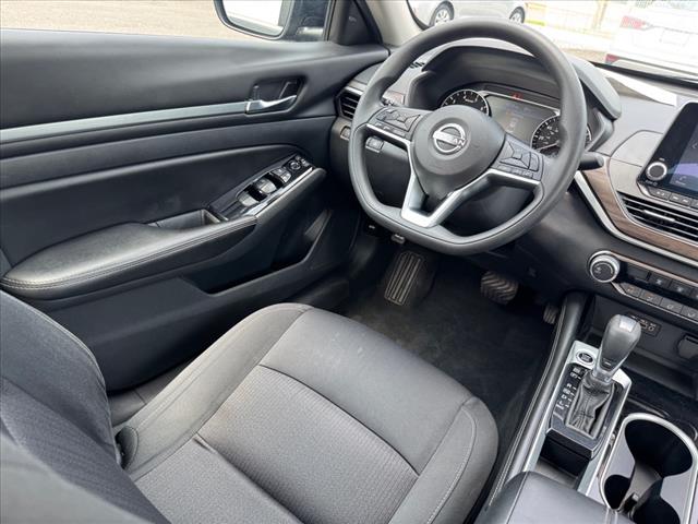 2023 Nissan Altima 2.5 SV - Photo 12