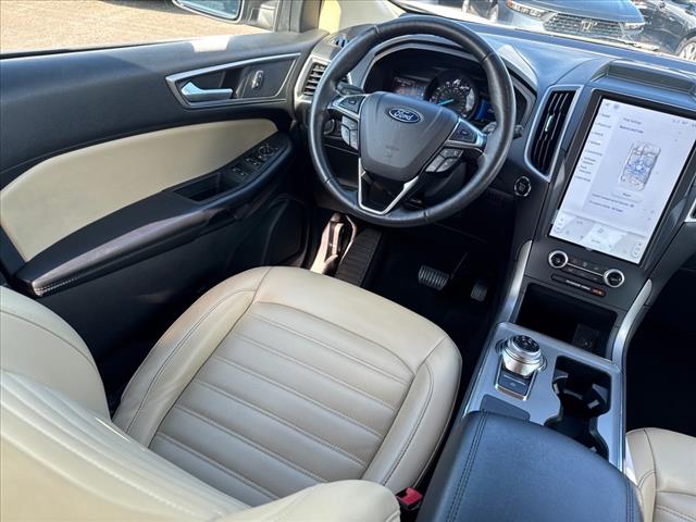 2022 Ford Edge SEL - Photo 12