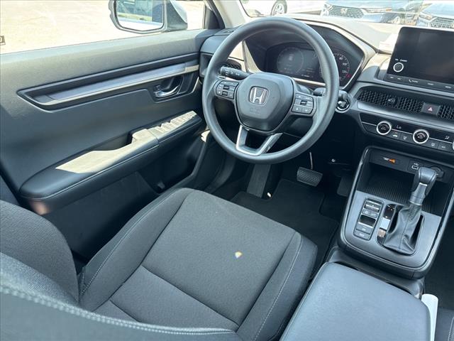 2025 Honda CR-V LX - Photo 12
