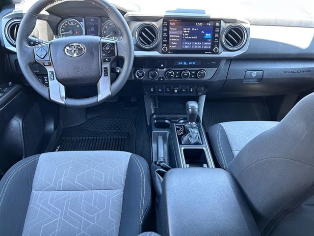 2021 Toyota Tacoma TRD Sport - Photo 12