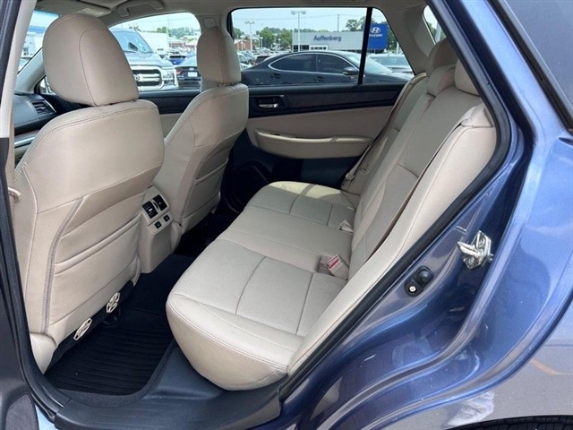 2017 Subaru Outback 3.6R Limited - Photo 12