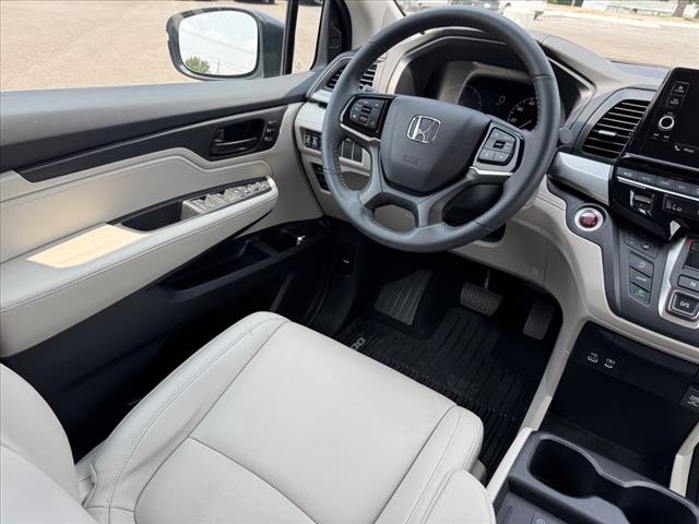 2025 Honda Odyssey EX-L - Photo 12