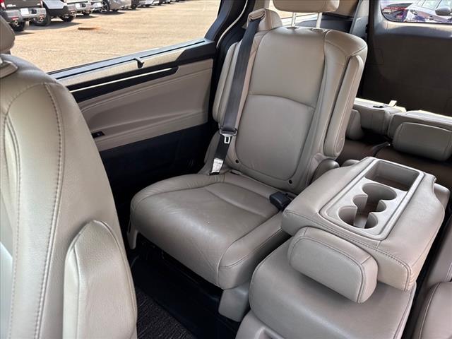 2022 Honda Odyssey EX-L - Photo 12