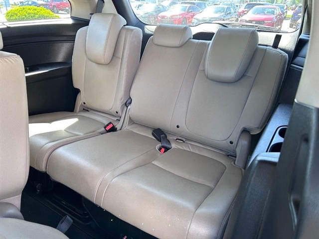 2023 Honda Odyssey Touring - Photo 12