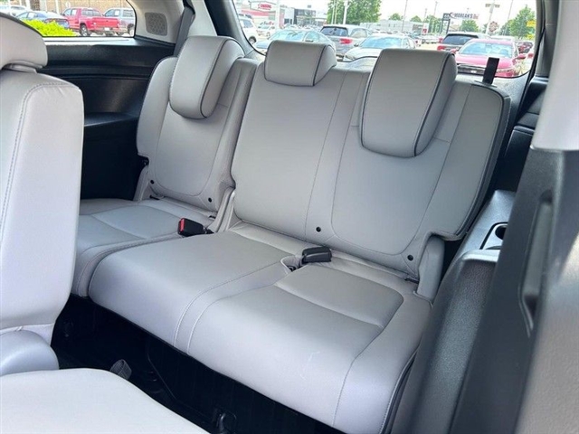 2023 Honda Odyssey Elite - Photo 12