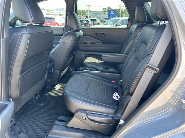 2024 Nissan Pathfinder Rock Creek - Photo 12
