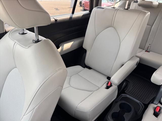 2024 Toyota Grand Highlander XLE - Photo 12