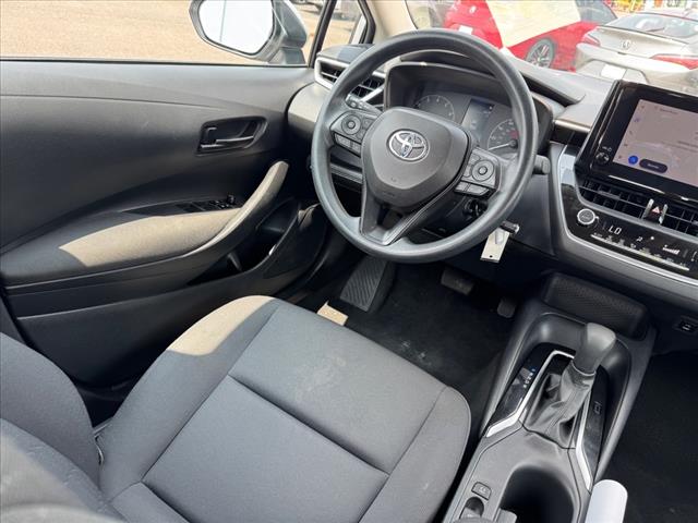 2023 Toyota Corolla LE - Photo 12