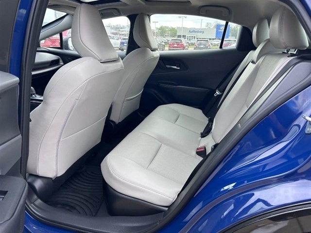 2024 Toyota Prius Limited - Photo 12