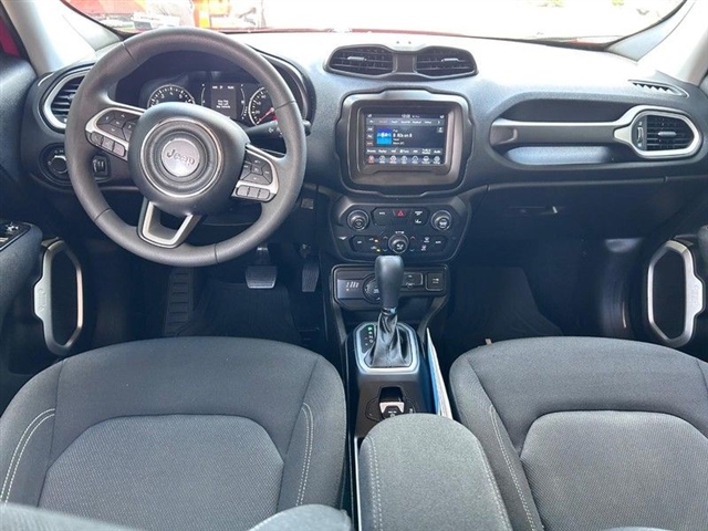 2021 Jeep Renegade Jeepster - Photo 12