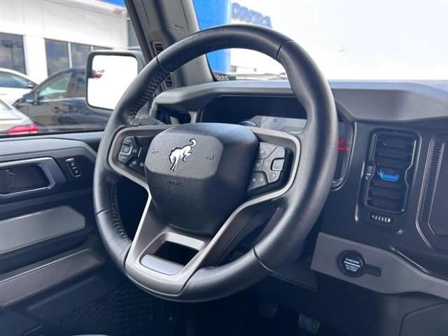 2022 Ford Bronco Black Diamond - Photo 13