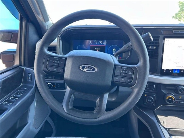 2024 Ford F-250 Super Duty XLT - Photo 13