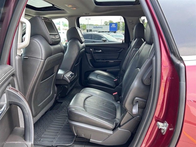2015 Chevrolet Traverse LTZ - Photo 13