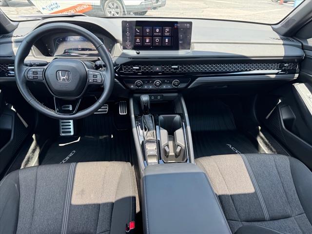2024 Honda Accord Hybrid Sport - Photo 13