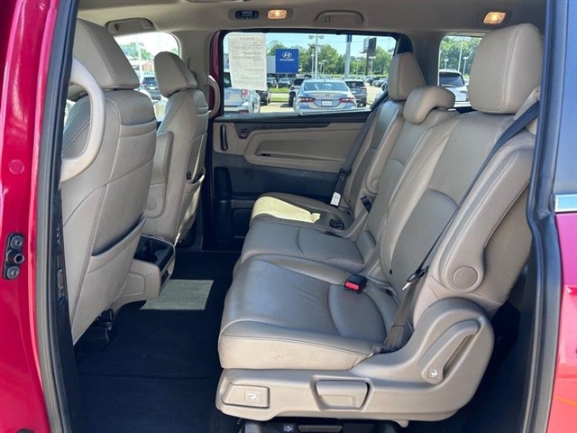2023 Honda Odyssey Touring - Photo 13