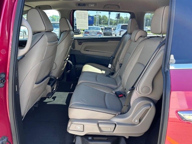 2023 Honda Odyssey Elite - Photo 13