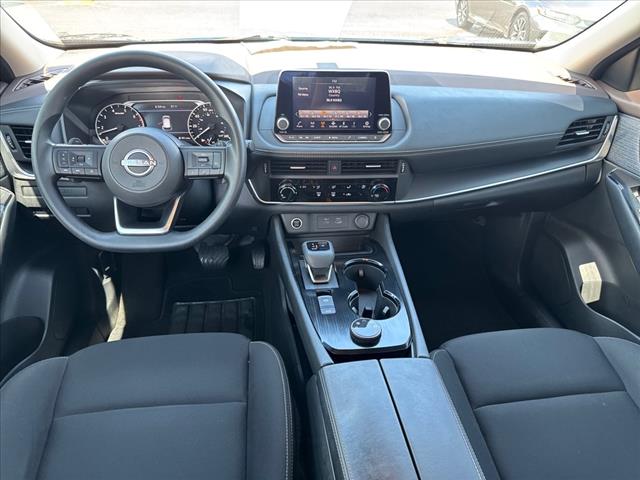 2023 Nissan Rogue S - Photo 13