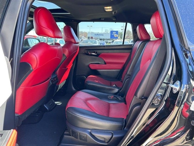 2021 Toyota Highlander XSE - Photo 13