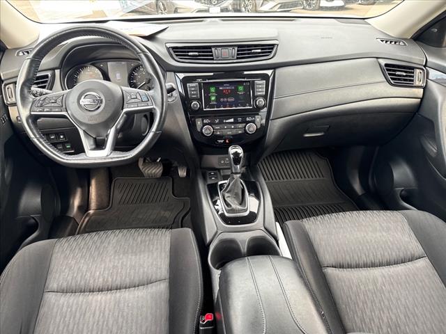 2019 Nissan Rogue SV - Photo 13