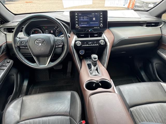 2021 Toyota Venza XLE - Photo 13