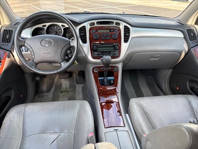 2004 Toyota Highlander Limited - Photo 13