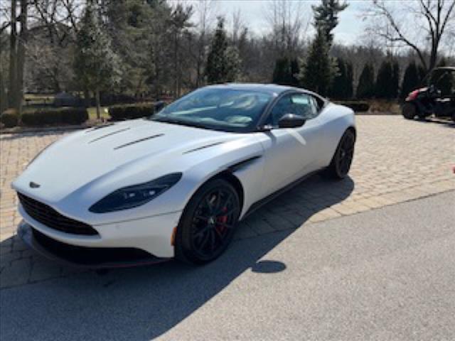2020 Aston Martin DB11 AMR - Photo 13