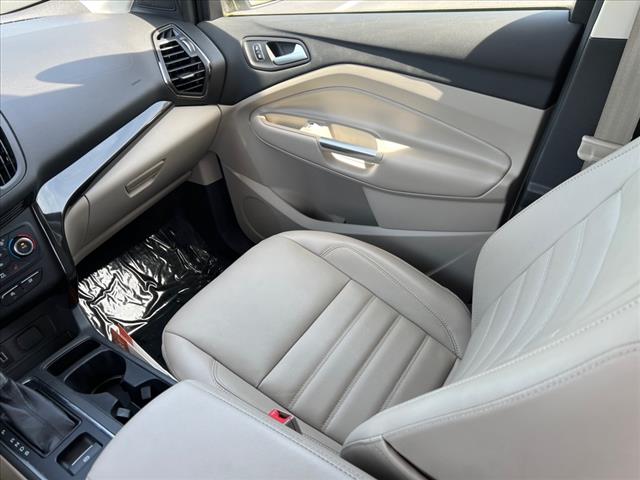 2017 Ford Escape Titanium - Photo 14