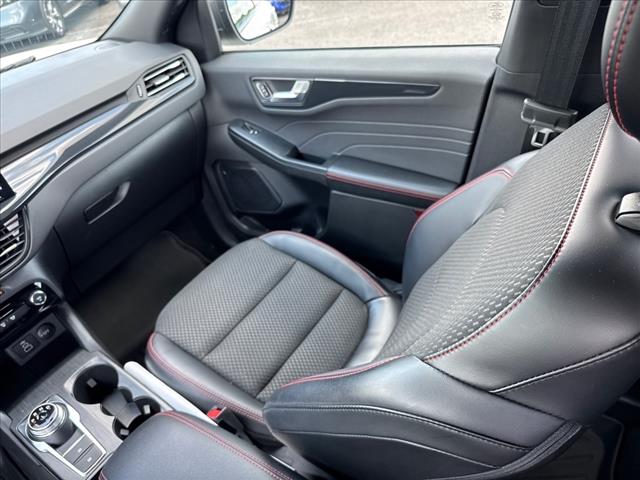 2024 Ford Escape ST-Line - Photo 14