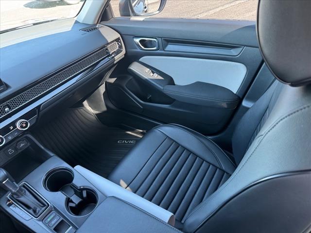 2024 Honda Civic LX - Photo 14