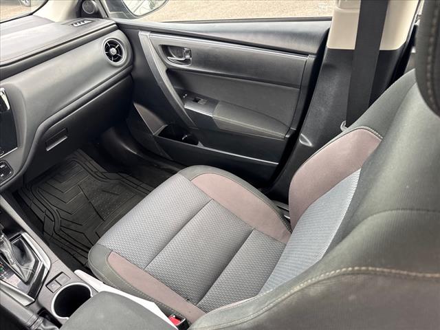 2019 Toyota Corolla LE - Photo 14