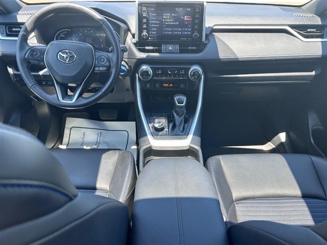 2021 Toyota RAV4 Hybrid XSE - Photo 14