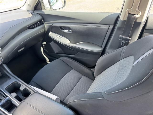 2021 Nissan Sentra SV - Photo 14