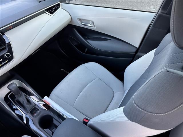 2021 Toyota Corolla LE - Photo 14