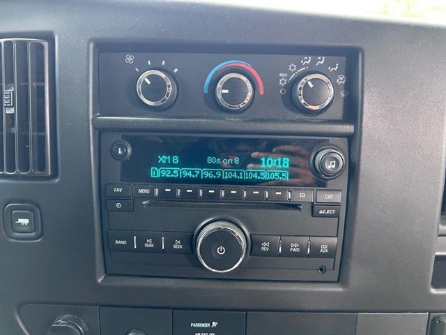 2021 Chevrolet Express 2500 - Photo 15