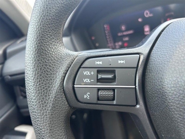 2025 Honda Accord SE - Photo 15