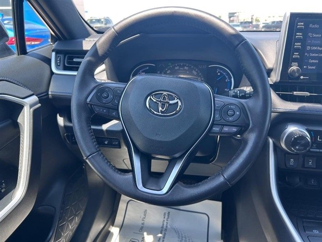 2021 Toyota RAV4 Hybrid XSE - Photo 15