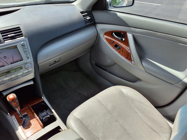 2015 Toyota Camry SE - Photo 15