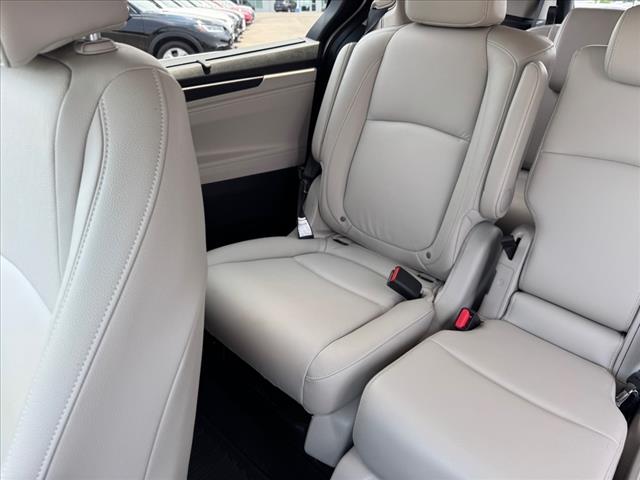 2025 Honda Odyssey EX-L - Photo 15