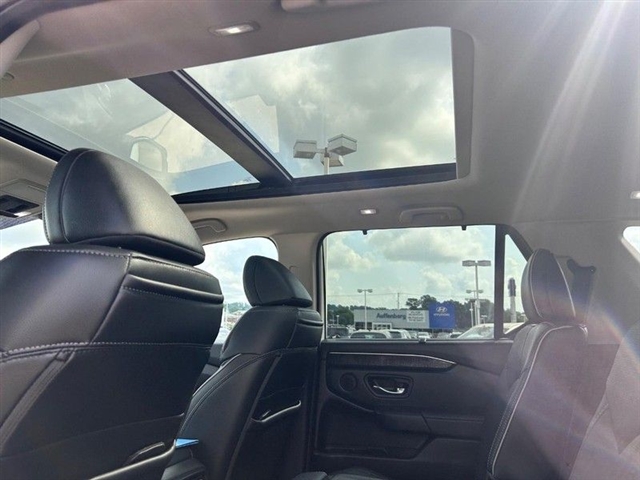 2023 Honda Pilot Elite - Photo 15