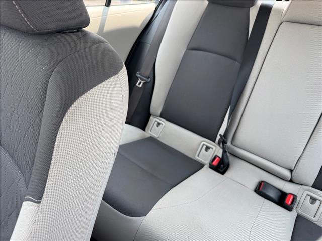 2023 Toyota Corolla LE - Photo 15