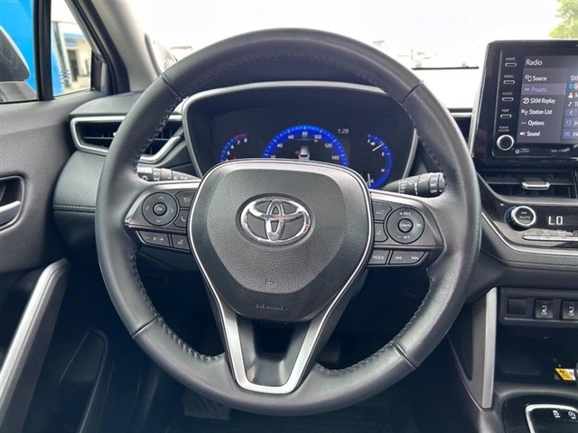 2022 Toyota Corolla Cross XLE - Photo 15